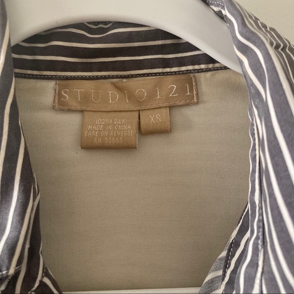 Studio121 Striped Button Down Blouse - Picture 4 of 4